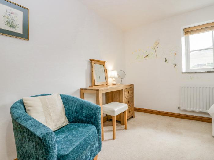 Shundraw Cottage in Threlkeld, Cumbria, ground-floor bedroom, Smart TVs, dog-friendly, close to shop