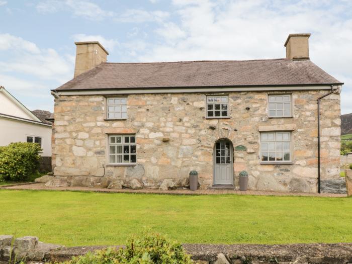 Llwyn Aethnen, Trefor