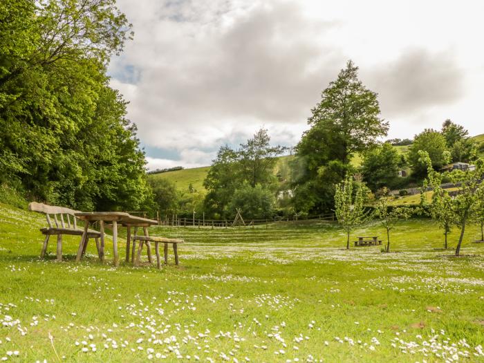 2 Chequers Cottages, Devon