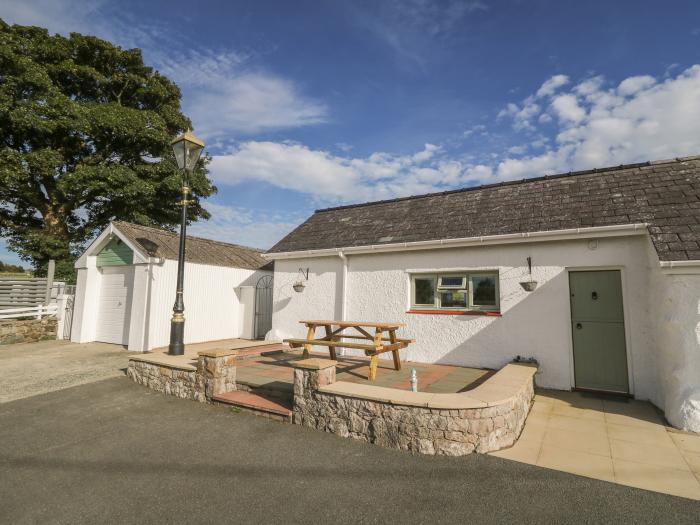 Buarthau Cottage, Llanrug