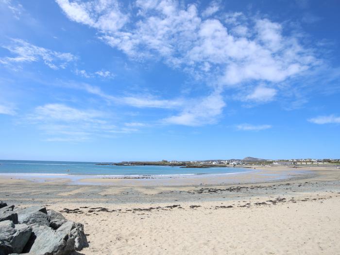 Tyn Towyn - Ty Coch, Trearddur Bay