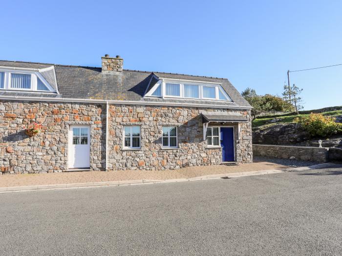 Tyn Towyn - Ty Glas, Trearddur Bay