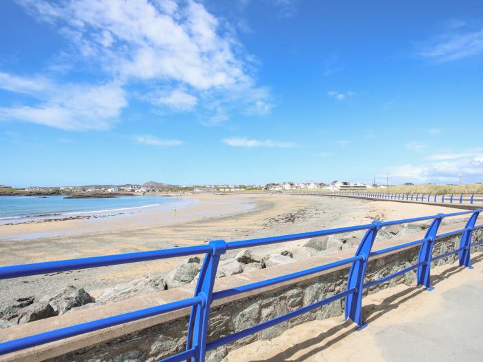 Tyn Towyn - Ty Glas, Trearddur Bay