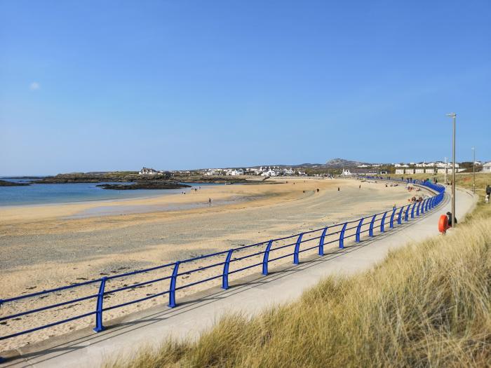 Tyn Towyn - Ty Glas Golau, Trearddur bay