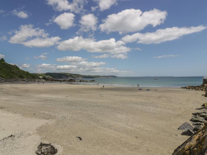 Harbour View Apartment, Looe
