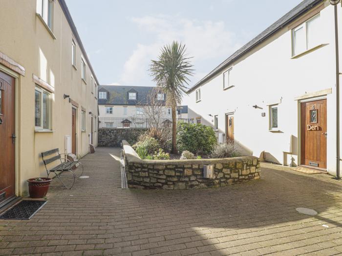 7 Malt House Court, Watchet