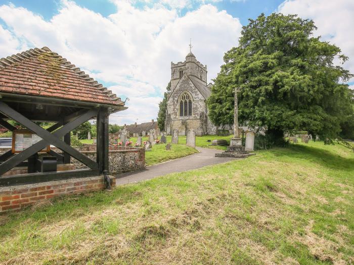 Shutts House Garden Apartment, Coombe Bissett