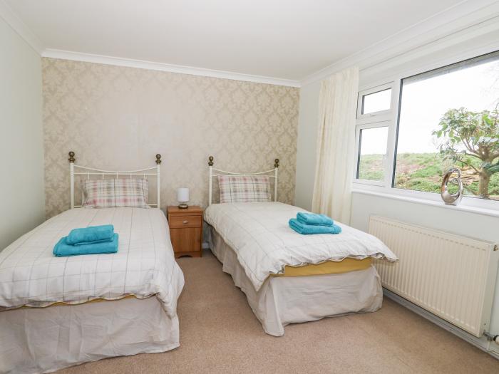 2 Fieldview, Sutton-On-Sea