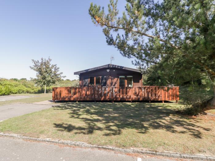 16 Amber Wood Lodge, Shorefield Country Park, Hampshire