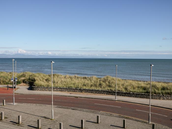 Sea View Apartment, Pwllheli