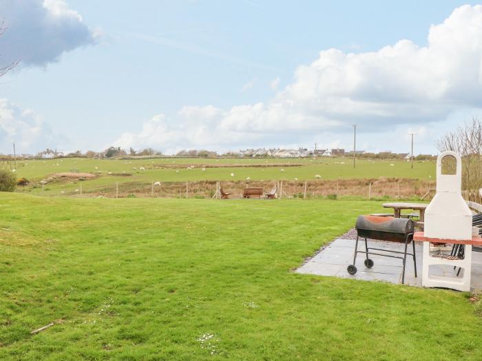 Awel Y Mor, Trearddur Bay, Anglesey, North Wales, Detached, Open plan living space, Garden, Barbecue