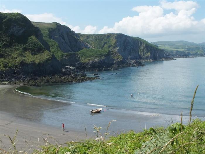 Dinas Island Cottage, Dinas Cross