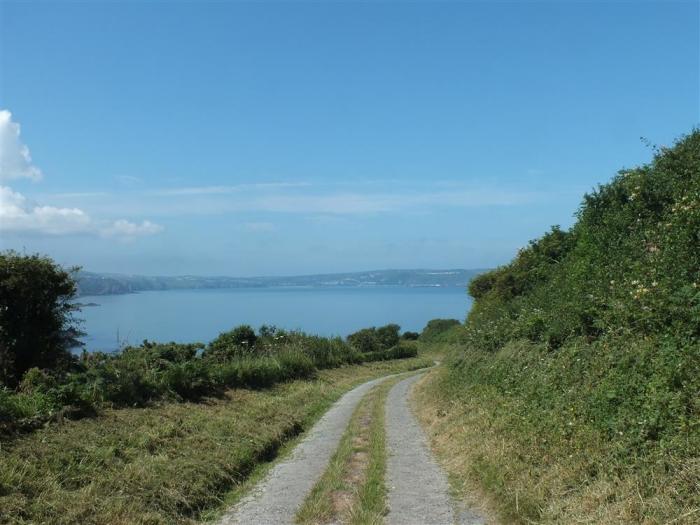 Dinas Island Cottage, Dinas Cross