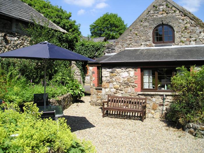 Barn Court Cottage, Narberth, Pembrokeshire