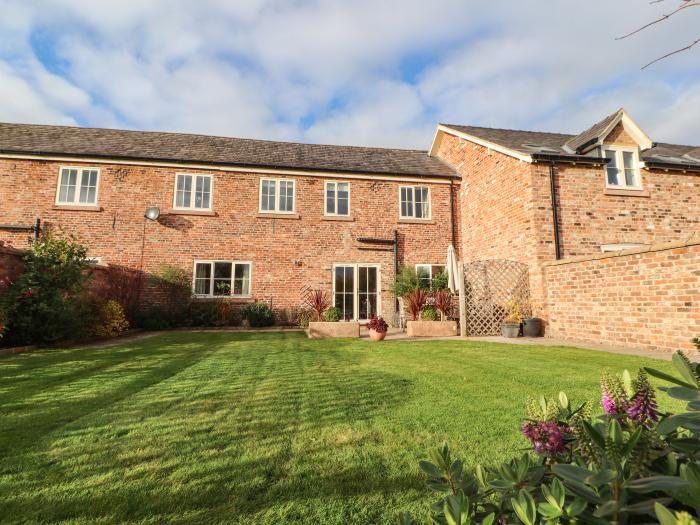 Oulton Barn House, Tarporley, Cheshire West And Chester