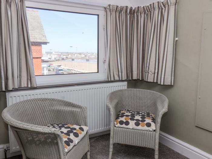 Southdowne, Bridlington, eight-bedrooms, three storeys, off-road parking, beachfront, 8 x TVs, Beach