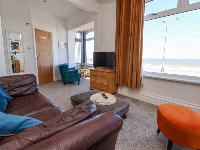 Southdowne, Bridlington, eight-bedrooms, three storeys, off-road parking, beachfront, 8 x TVs, Beach