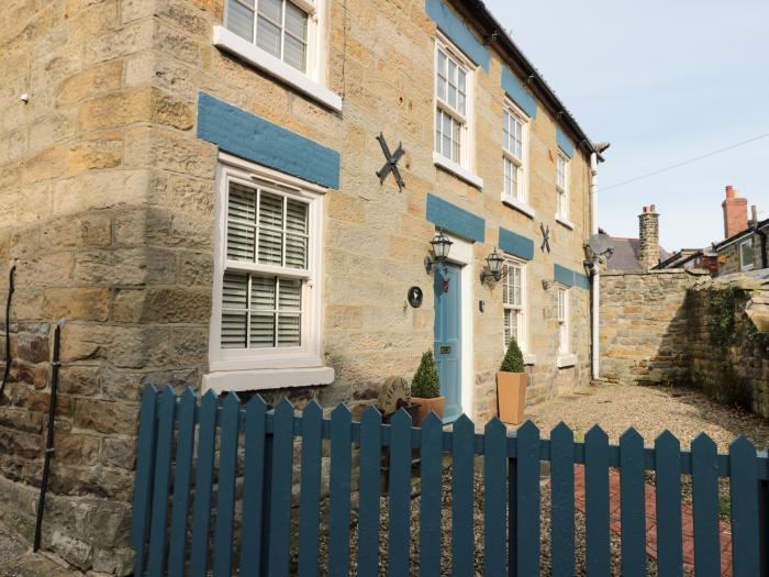 Cottage at 29 High Street, Cloughton near Burniston, North Yorkshire. Hot tub. Woodburning stove. TV