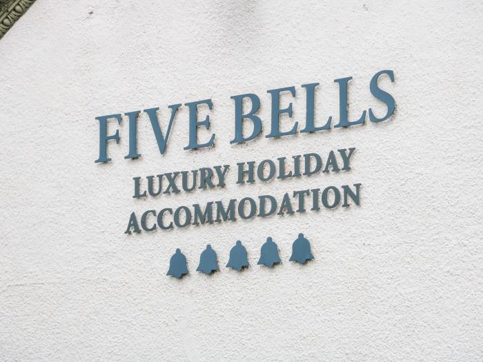 The Five Bells Inn, Upwell