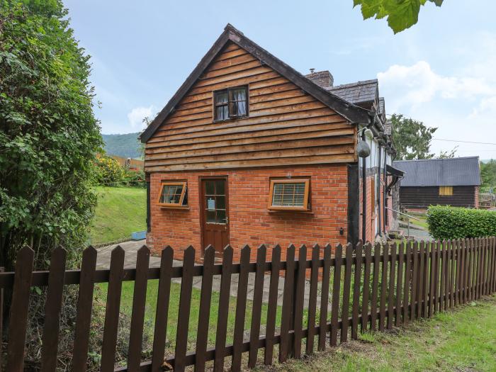 Caerau Farm House, Llanidloes