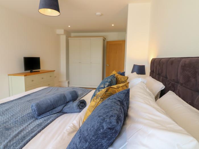 Oakwood House in Tansley near Matlock, Derbyshire. Smart TV. En-suite bedrooms. 5bedroom. WiFi