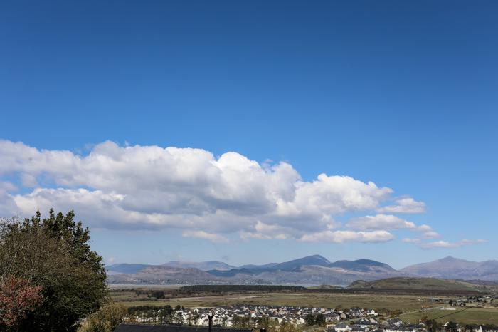 Min Y Coed, Harlech