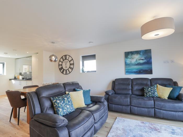 35 Carn Glas, Drumnadrochit, Loch Ness