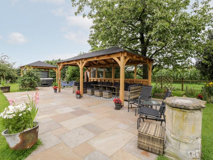 Reybridge House in Lacock, Wiltshire. Near an AONB. Off-road parking. On a working farm. Woodburner.