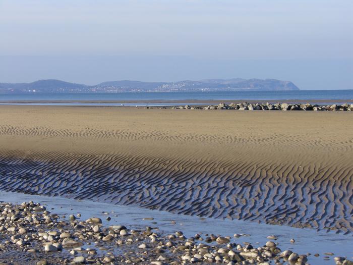 Pen Y Bont, Llanfair Talhaiarn