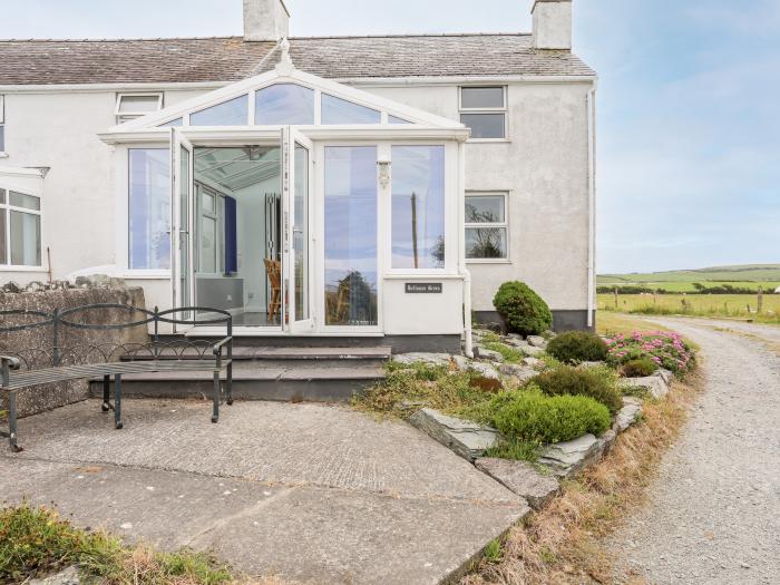 Bodlasan Groes Cottage, Llanfachraeth, Isle Of Anglesey