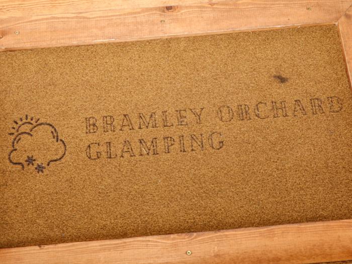 Bramley Orchard Glamping, Clarborough
