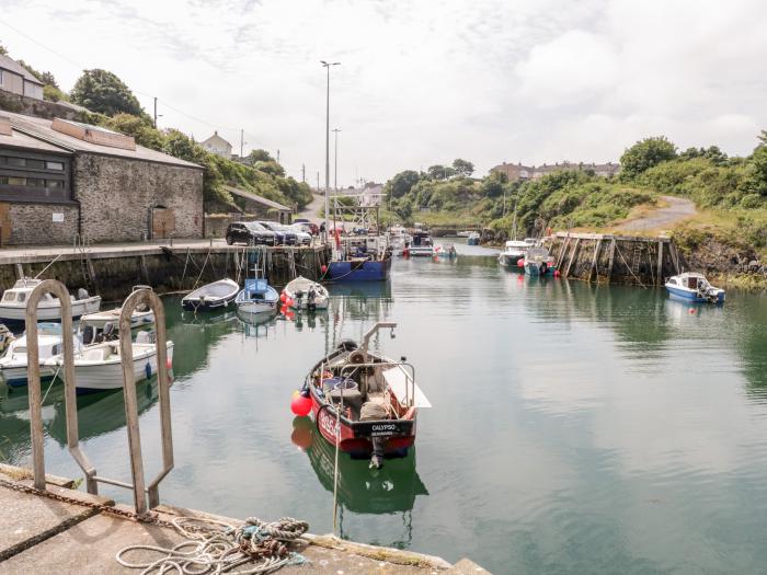 35-37 Upper Quay Street, Amlwch