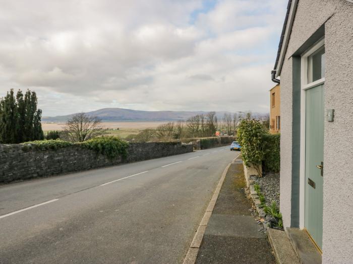 Roanview Cottage, Askam-In-Furness