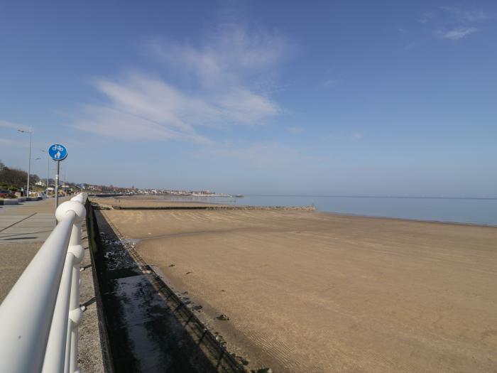 Ocean View Apartment, Colwyn Bay