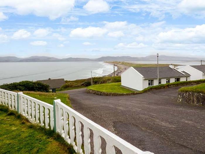 Rossbeigh Beach Cottage No 4, Glenbeigh, County Kerry