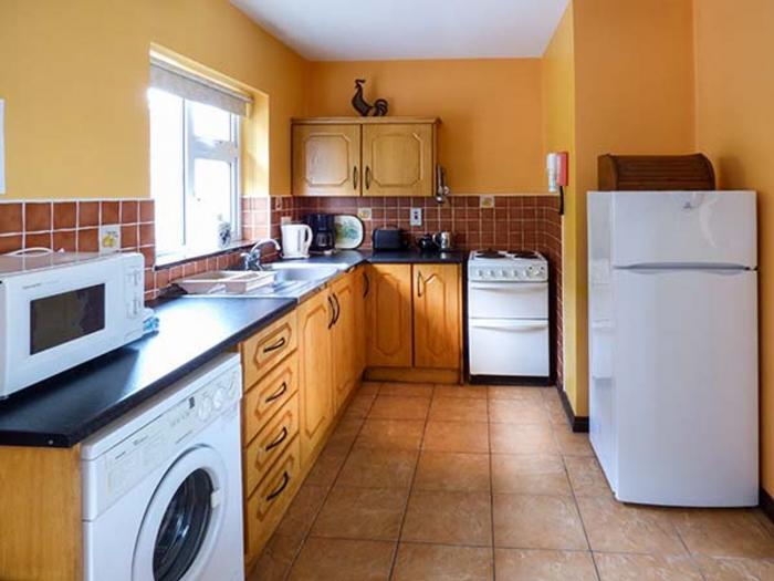 Rossbeigh Beach Cottage No 4, Glenbeigh, County Kerry