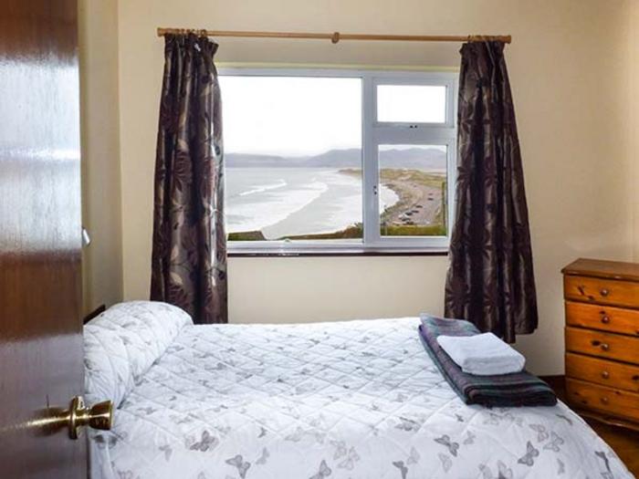 Rossbeigh Beach Cottage No 4, Glenbeigh, County Kerry