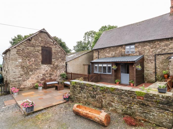 The Brewhouse, Minton, near Church Stretton, Shropshire. In an AONB. Countryside view. Electric fire