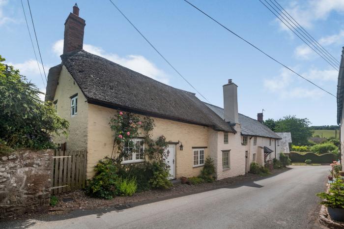 4 Bishops Cottages, Wootton Courtenay