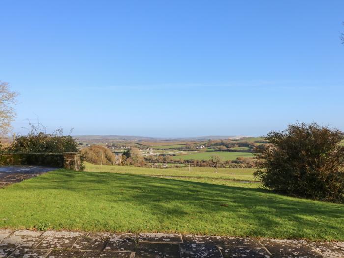 Appuldurcombe Farmhouse, Wroxall near Ventnor, Isle of Wight. Near AONB. Near coast. Woodburner. TV.