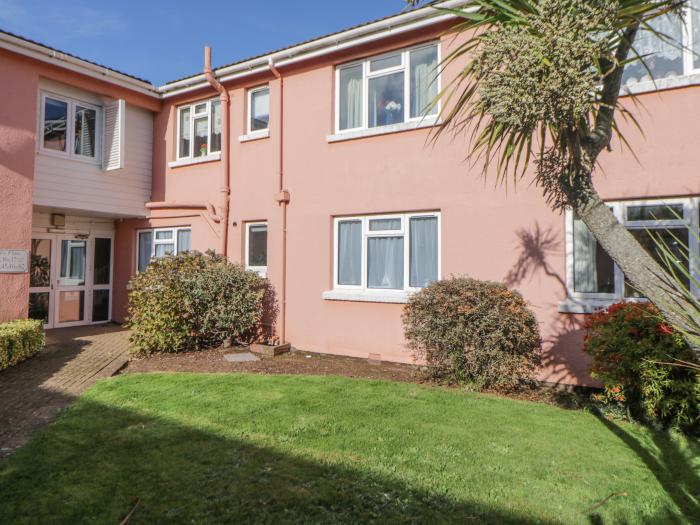 19 New Esplanade Court, Paignton