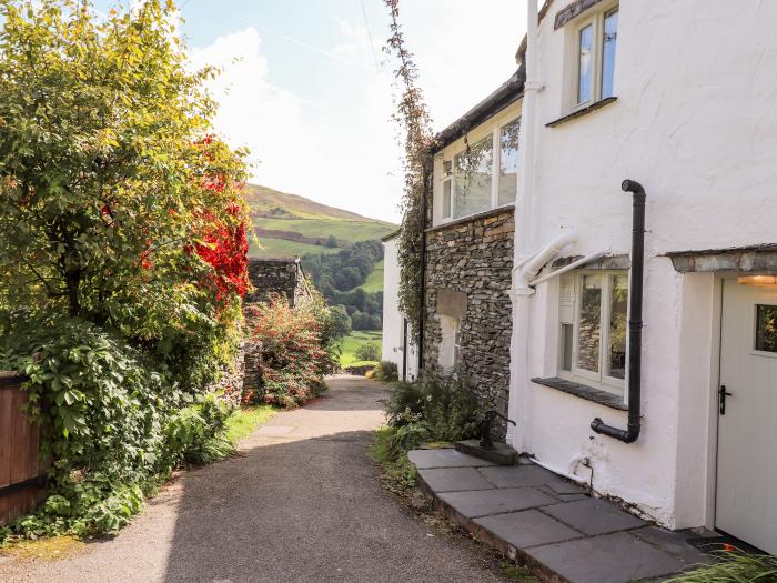 Orchard Cottage, in Troutbeck, Cumbria. In a National Park. Close to amenities. Open plan. Pet-free.
