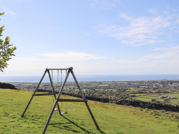 Fron Oleu, Penygroes