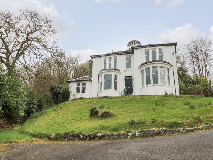 Mars Hill Lower in Dunoon, Argyll and Bute, garden, two bedrooms, set over the ground-floor, parking