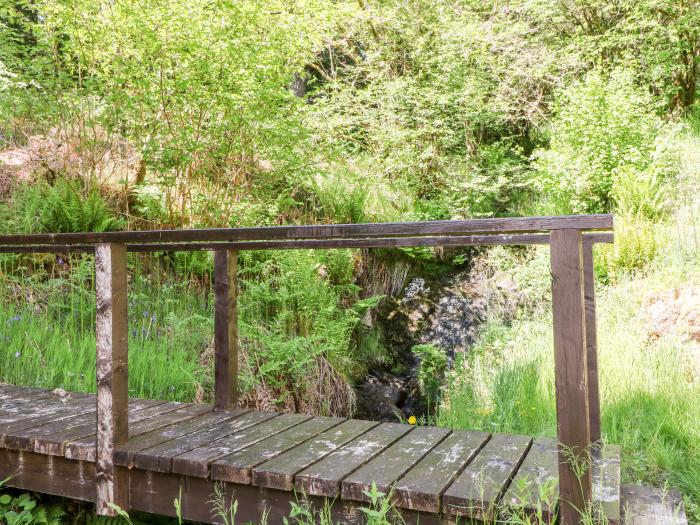 Waterfall Cottage, Cannich