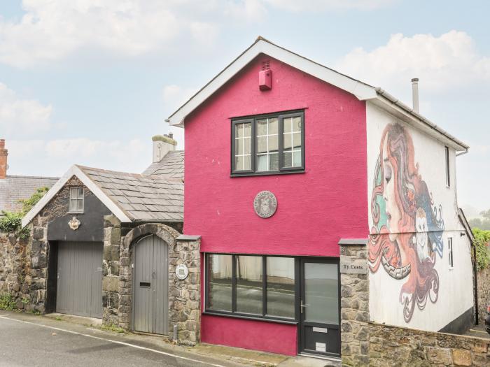 Ty Coets (Coach House), Caernarfon, Gwynedd