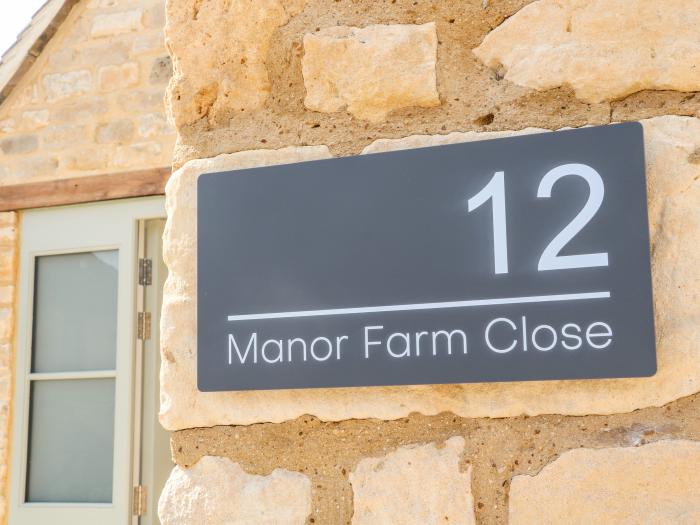 12 Manor Farm Close, Kingham