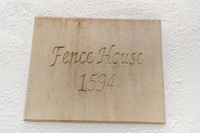 Fence House, Fence