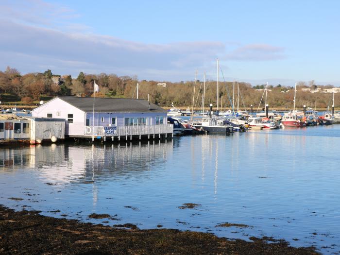 Claret, Seaview