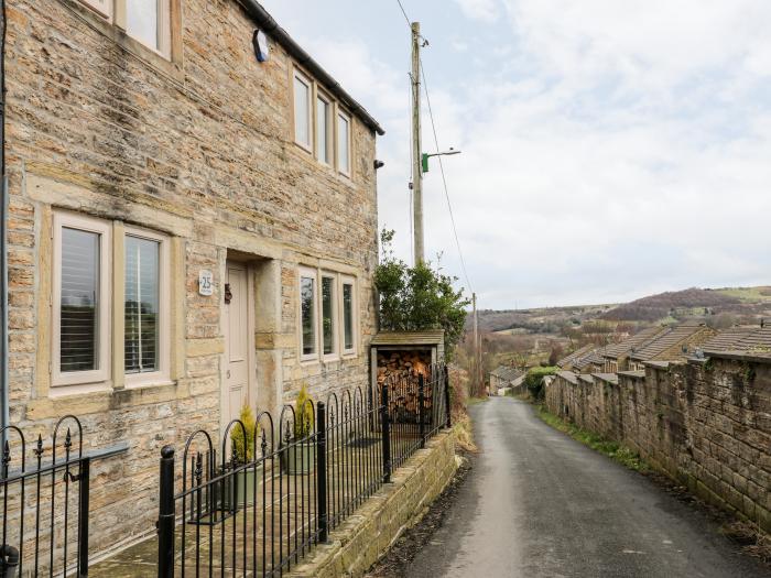 Apricot Cottage, Holmfirth